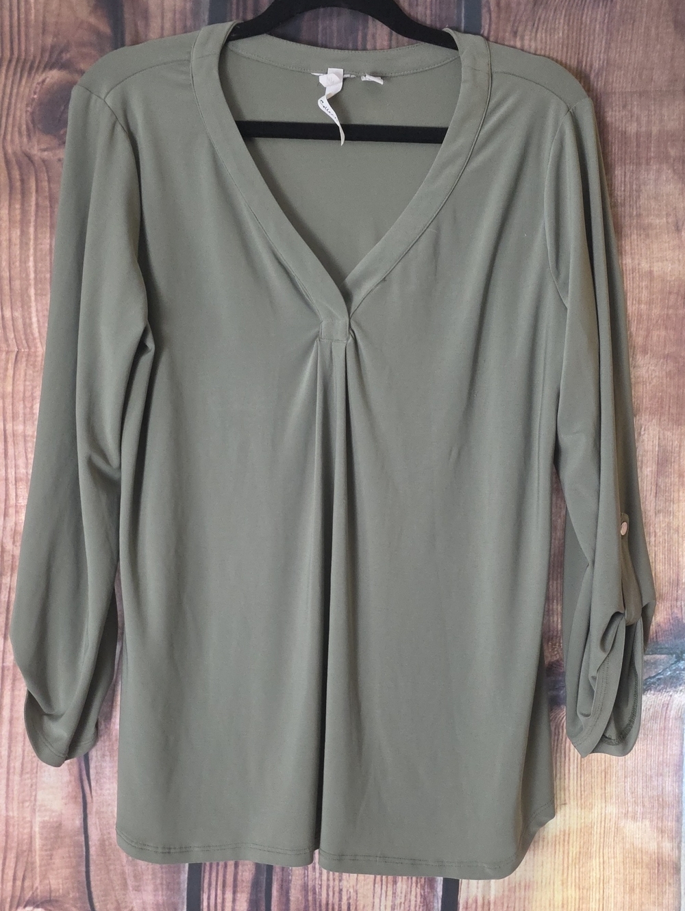 NY Collection Large Olive V-Neck Roll-Tab Sleeve Blouse